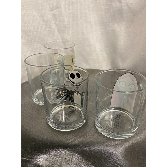 The Nightmare Before Christmas Set of 4 Character Drink Glasses 3.5 in EUC - Picture 11 of 14